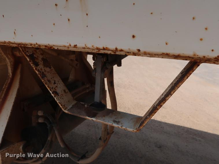 image for item DG3483 2009 CTS BDT-40 bottom dump trailer