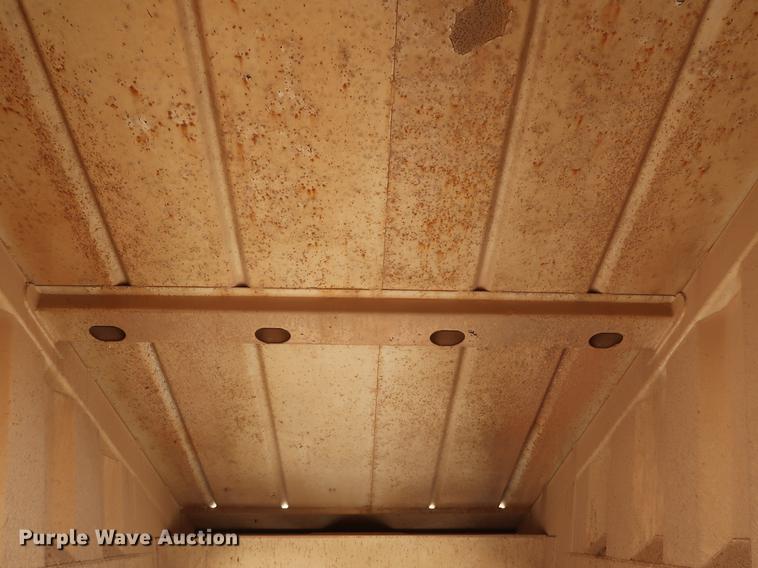 image for item DG3483 2009 CTS BDT-40 bottom dump trailer