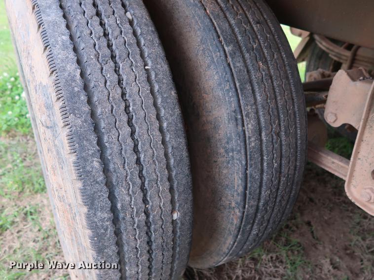 image for item DG3484 1990 Etnyre 60PRS tank trailer