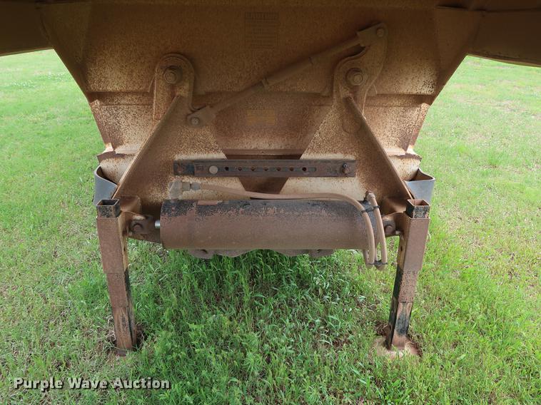 image for item DG3485 2014 CTS BDT-40 bottom dump trailer