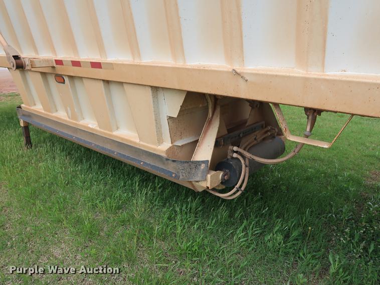 image for item DG3485 2014 CTS BDT-40 bottom dump trailer