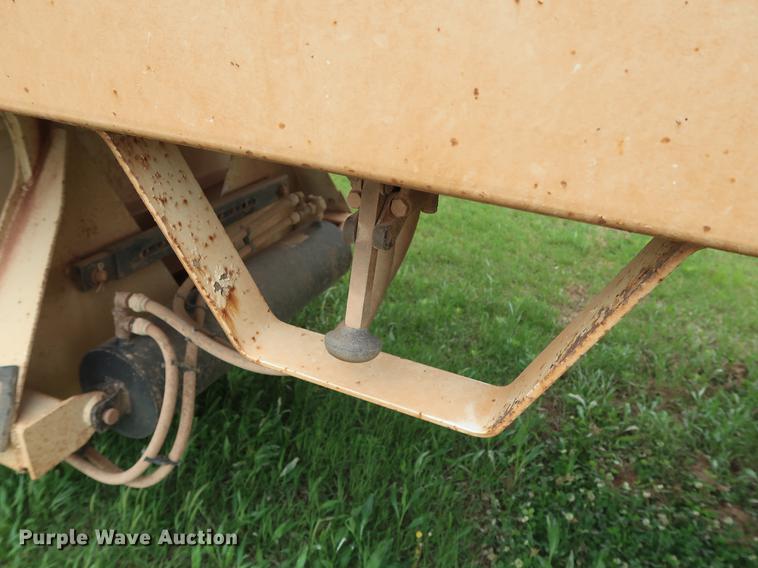 image for item DG3485 2014 CTS BDT-40 bottom dump trailer