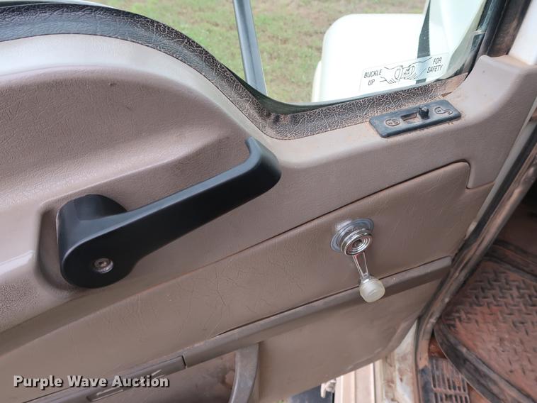 image for item DG3486 2007 Mack CHN613 dump truck