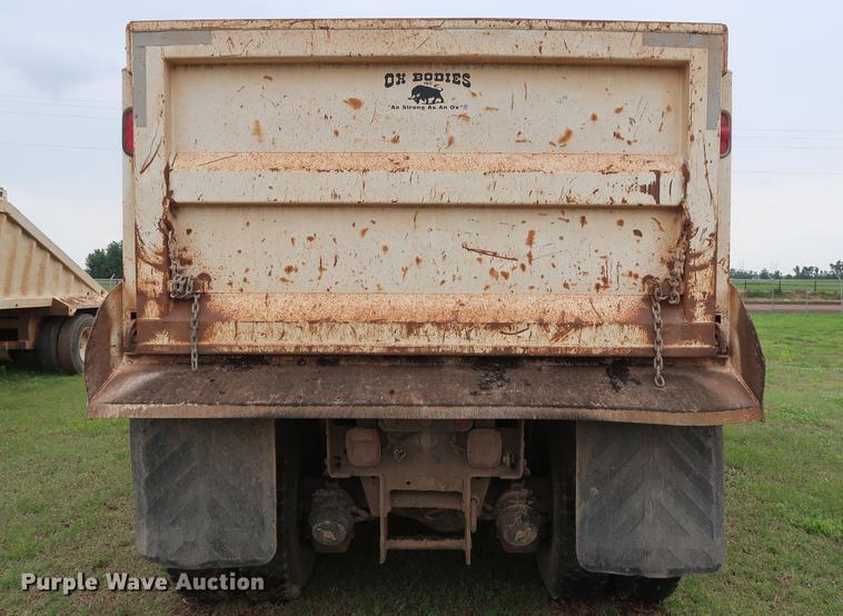 image for item DG3486 2007 Mack CHN613 dump truck