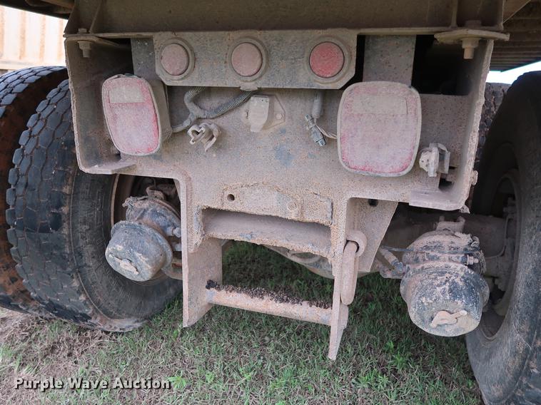 image for item DG3486 2007 Mack CHN613 dump truck