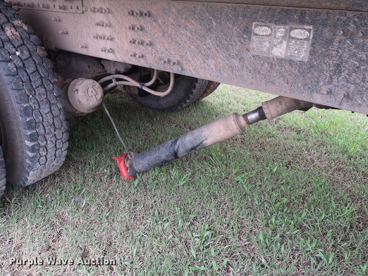 image for item DG3486 2007 Mack CHN613 dump truck