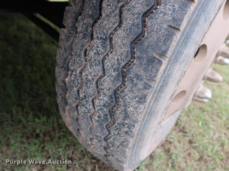 image for item DG3486 2007 Mack CHN613 dump truck