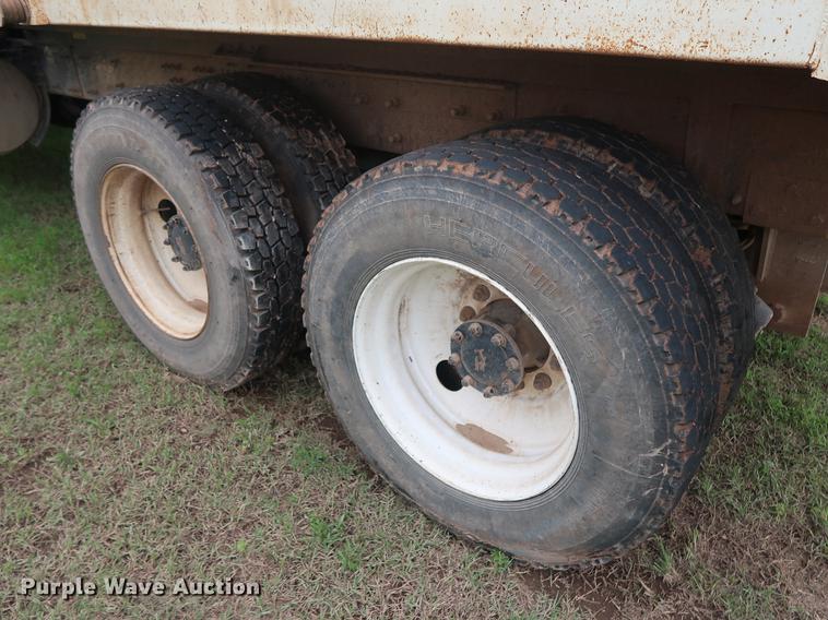 image for item DG3486 2007 Mack CHN613 dump truck