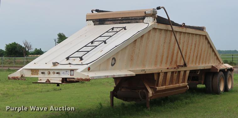 image for item DG3487 2009 CTS BDT-40 bottom dump trailer