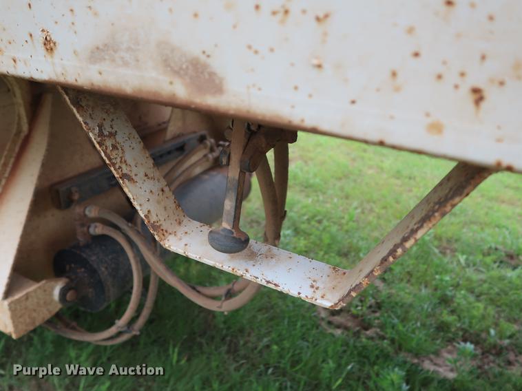 image for item DG3487 2009 CTS BDT-40 bottom dump trailer