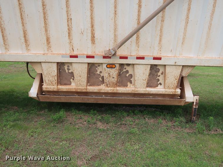 image for item DG3487 2009 CTS BDT-40 bottom dump trailer