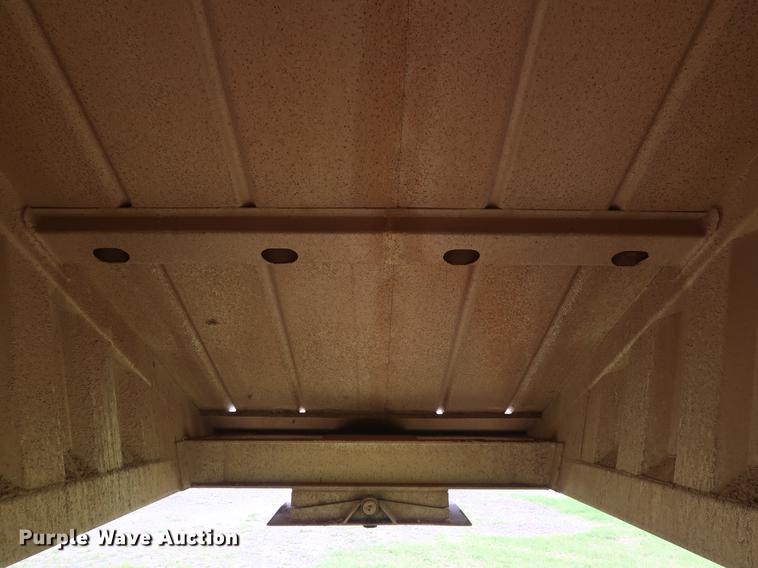 image for item DG3487 2009 CTS BDT-40 bottom dump trailer