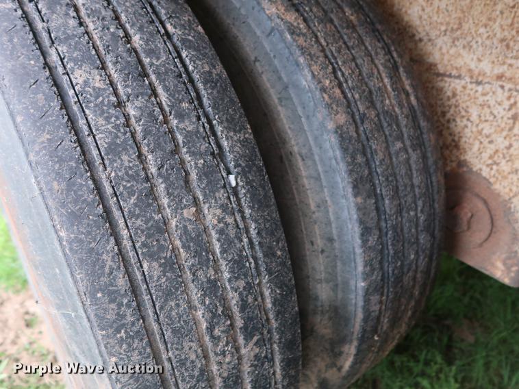 image for item DG3487 2009 CTS BDT-40 bottom dump trailer