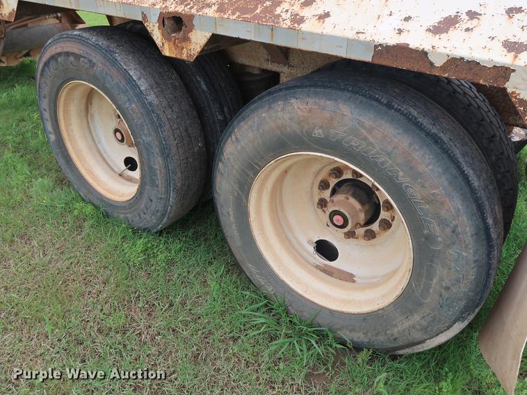 image for item DG3487 2009 CTS BDT-40 bottom dump trailer