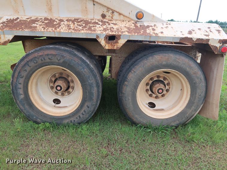 image for item DG3487 2009 CTS BDT-40 bottom dump trailer