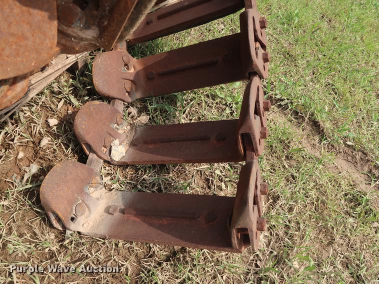 image for item DG3492 Over the tire tracks