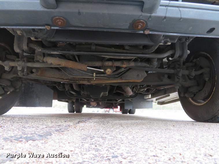 image for item DG3974 2010 Ford Econoline E450 Super Duty shuttle bus