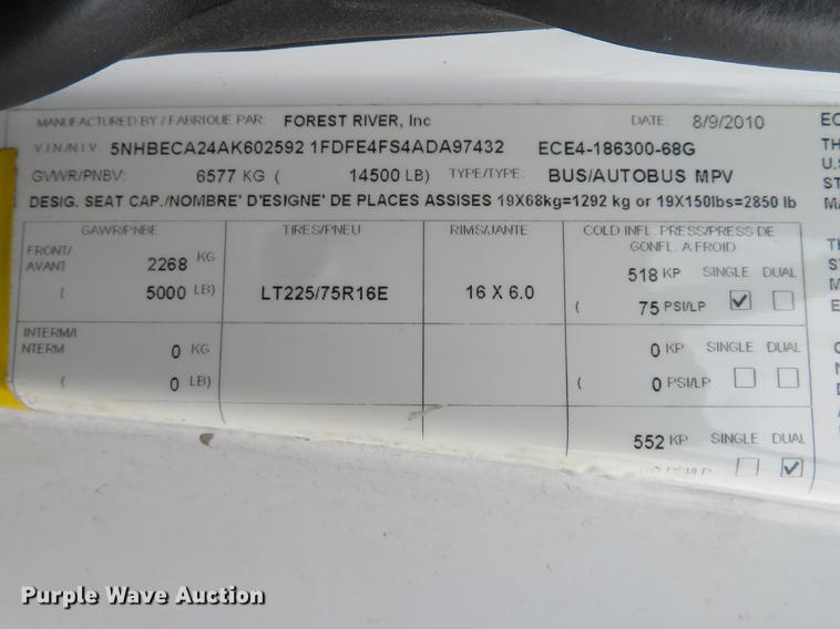 image for item DG3974 2010 Ford Econoline E450 Super Duty shuttle bus