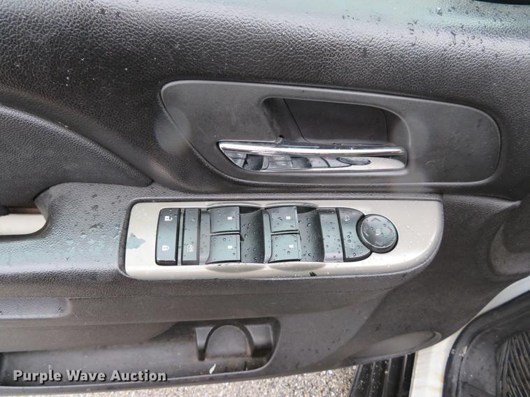 image for item DG3976 2011 Chevrolet Tahoe Police SUV