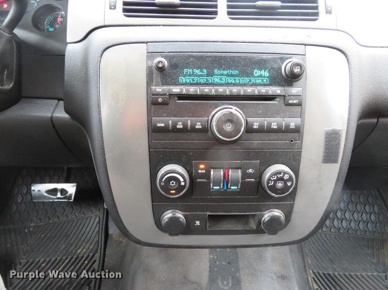 image for item DG3976 2011 Chevrolet Tahoe Police SUV