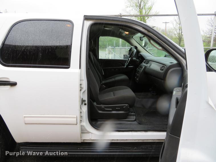 image for item DG3976 2011 Chevrolet Tahoe Police SUV