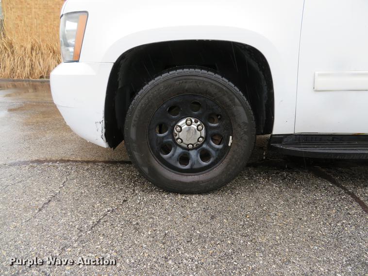 image for item DG3976 2011 Chevrolet Tahoe Police SUV
