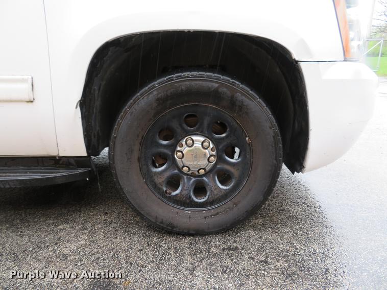 image for item DG3976 2011 Chevrolet Tahoe Police SUV