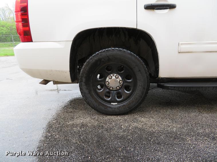 image for item DG3976 2011 Chevrolet Tahoe Police SUV