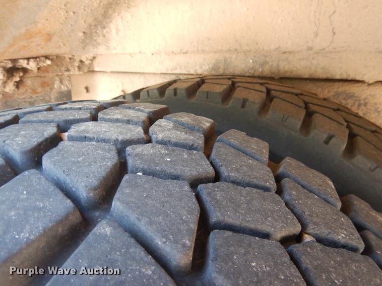 image for item DG5790 2014 International CE school bus