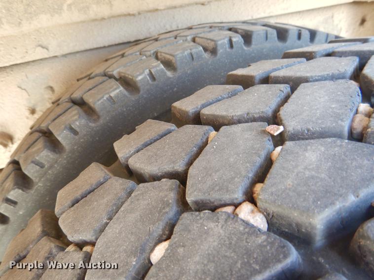 image for item DG5790 2014 International CE school bus