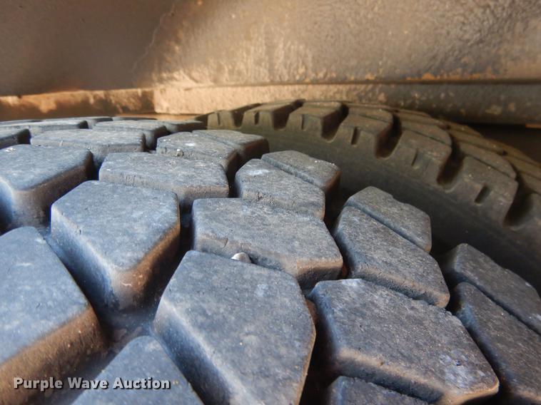 image for item DG5791 2013 International CE school bus