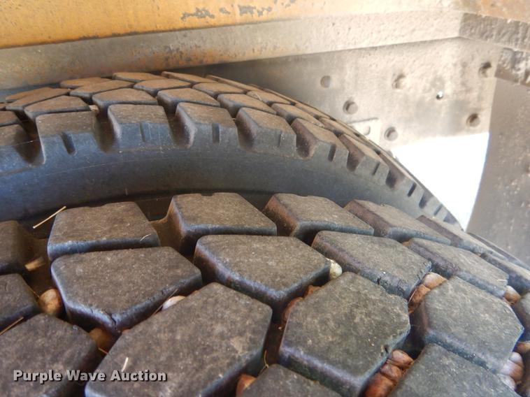 image for item DG5791 2013 International CE school bus