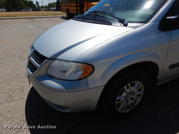 image for item DG5792 2007 Dodge Grand Caravan van