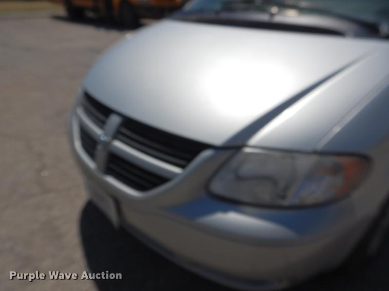 image for item DG5792 2007 Dodge Grand Caravan van