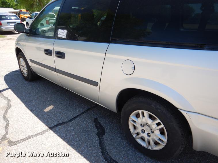 image for item DG5792 2007 Dodge Grand Caravan van