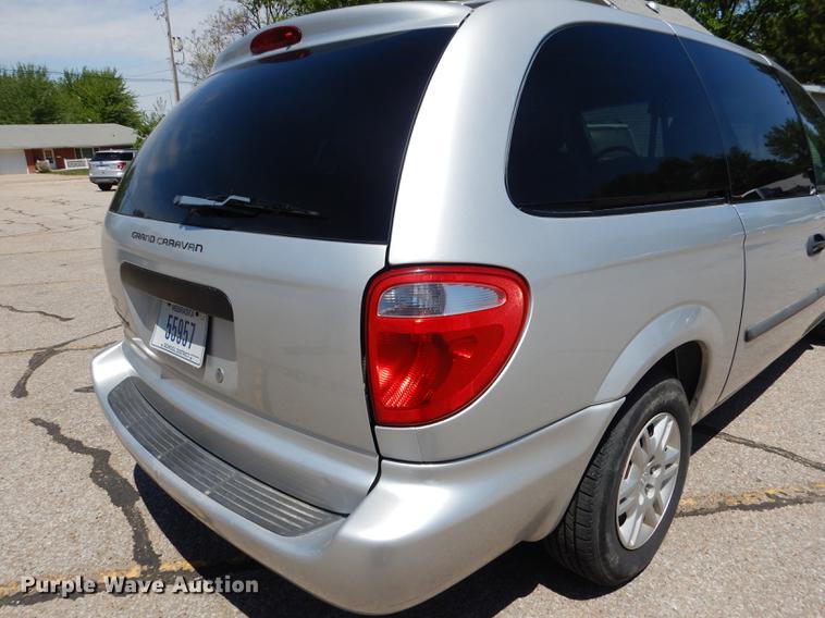 image for item DG5792 2007 Dodge Grand Caravan van