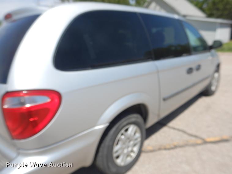 image for item DG5792 2007 Dodge Grand Caravan van