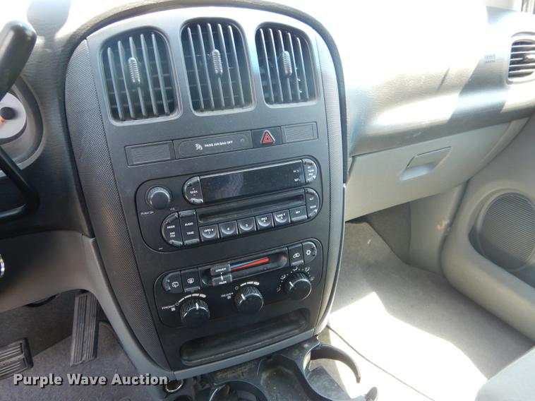 image for item DG5792 2007 Dodge Grand Caravan van