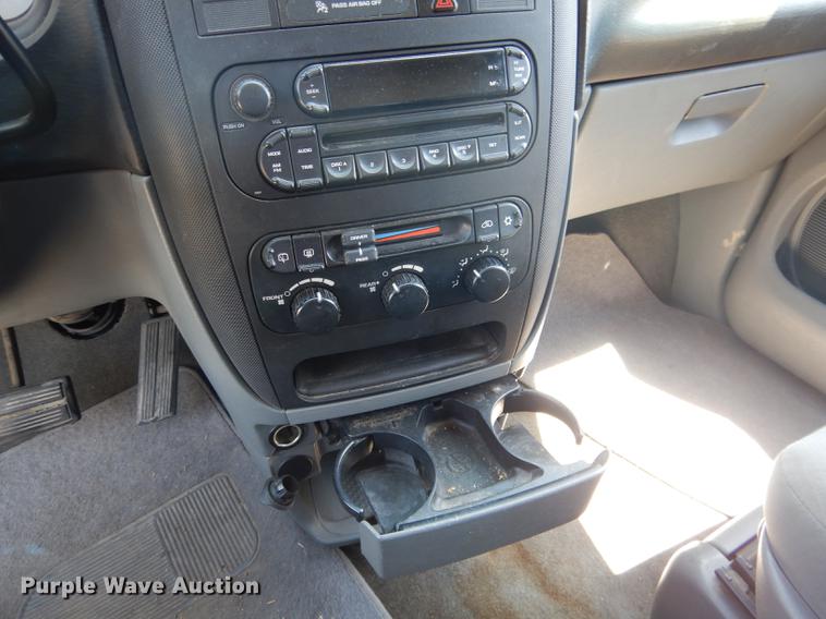 image for item DG5792 2007 Dodge Grand Caravan van