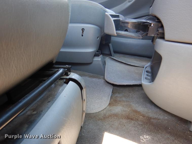 image for item DG5792 2007 Dodge Grand Caravan van