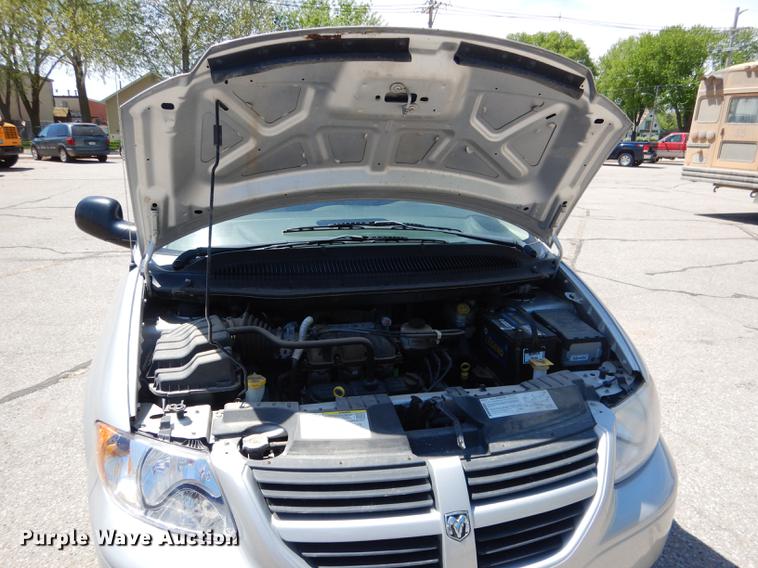 image for item DG5792 2007 Dodge Grand Caravan van