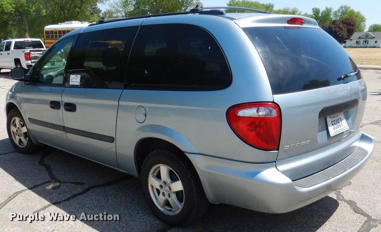 image for item DG5793 2005 Dodge Grand Caravan van