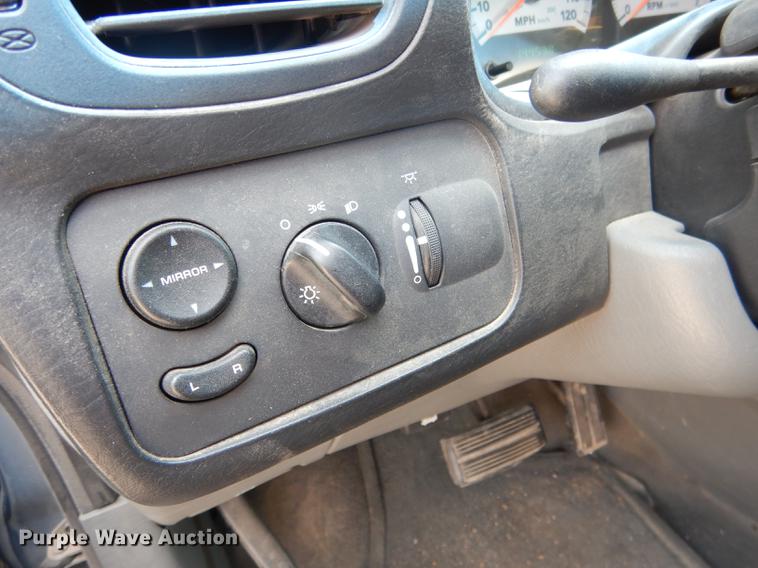 image for item DG5793 2005 Dodge Grand Caravan van