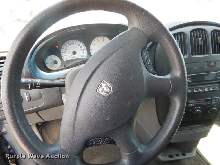 image for item DG5793 2005 Dodge Grand Caravan van