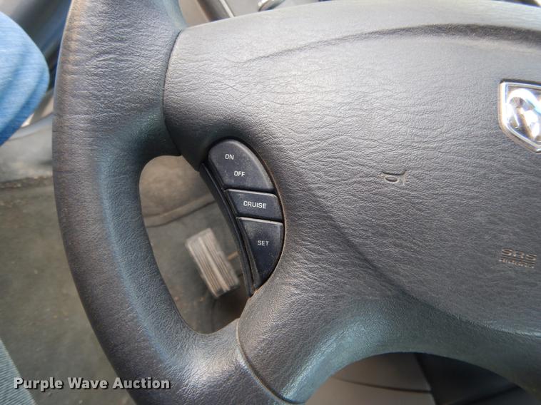 image for item DG5793 2005 Dodge Grand Caravan van