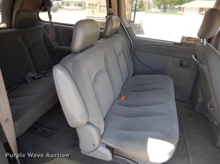 image for item DG5793 2005 Dodge Grand Caravan van