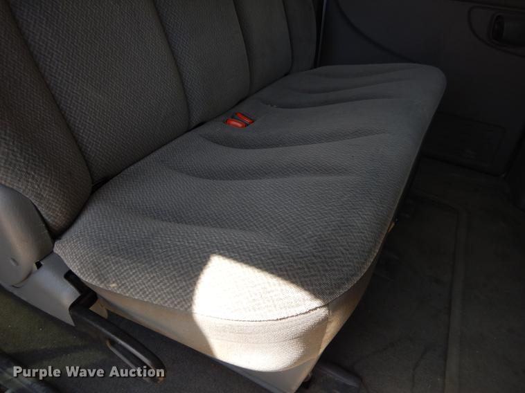 image for item DG5793 2005 Dodge Grand Caravan van