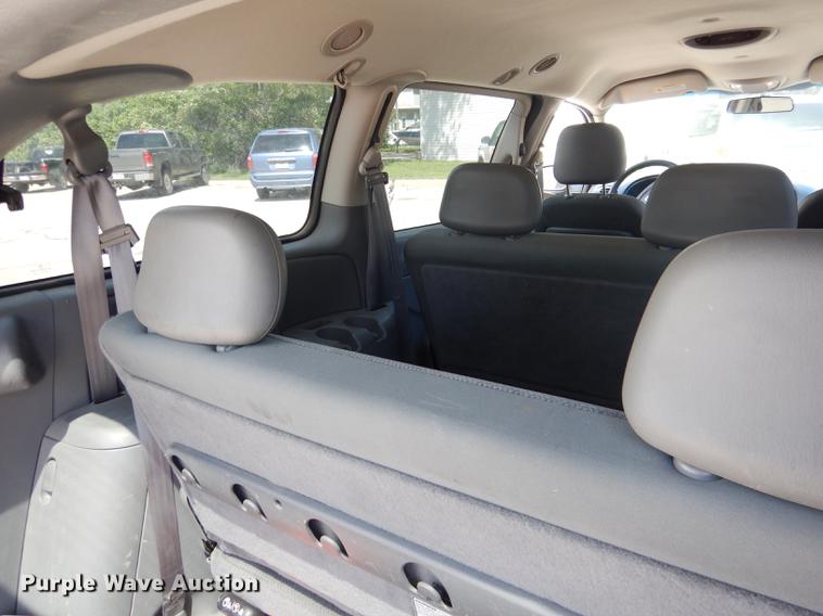 image for item DG5793 2005 Dodge Grand Caravan van