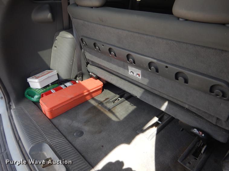 image for item DG5793 2005 Dodge Grand Caravan van