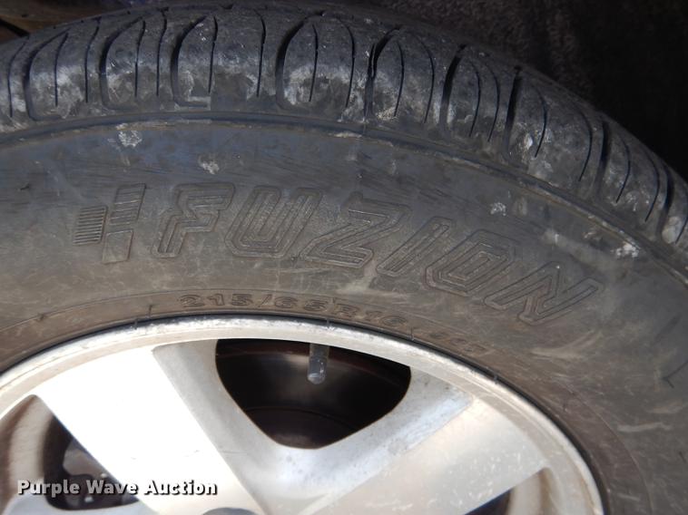 image for item DG5793 2005 Dodge Grand Caravan van